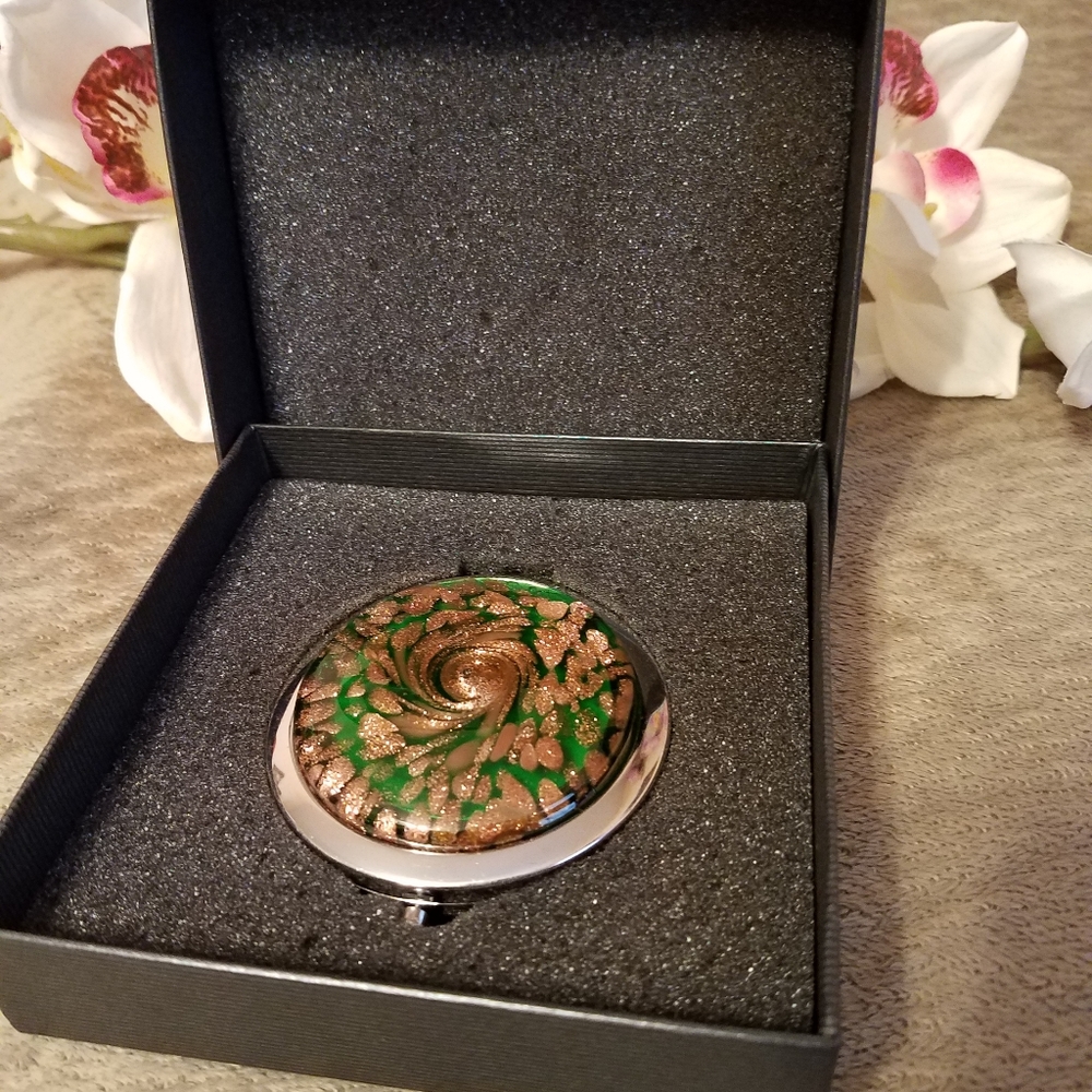 Great Gift idea- Compact Mirror